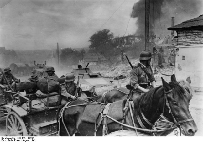 Sdkfz 221 Armored Car Photos - WarWheels.Net